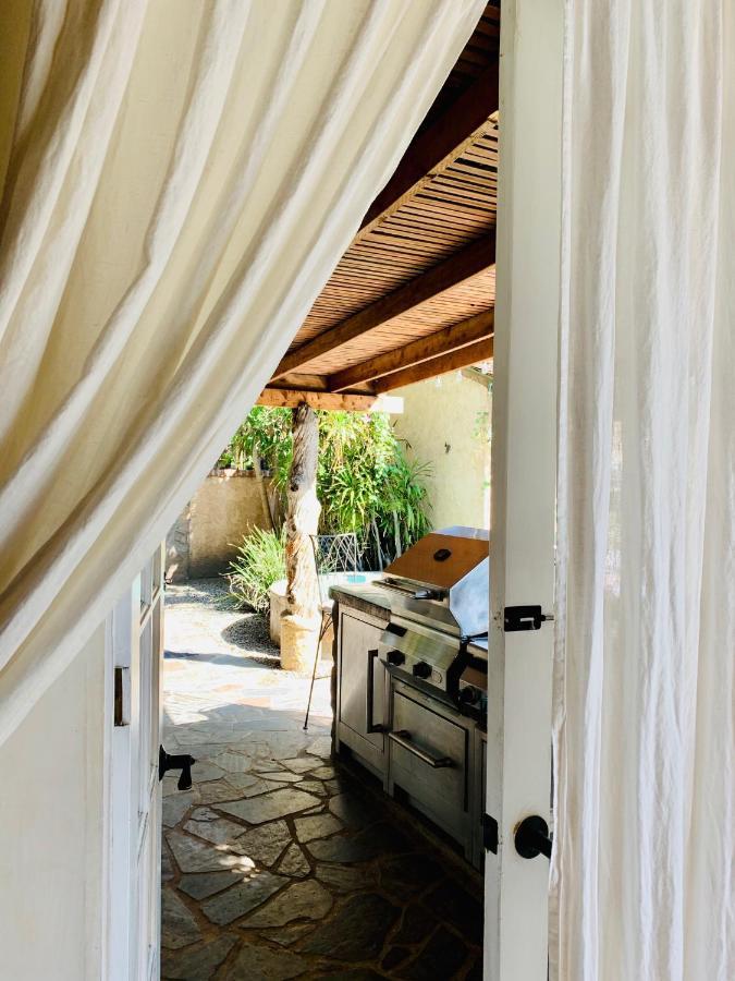 Under The Tuscan Sun Cottage In West Лос-Анджелес Экстерьер фото